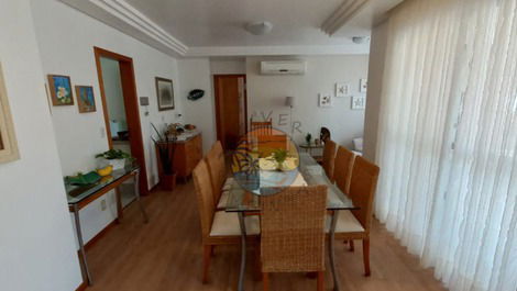 LARGE APARTMENT 100 METERS TO THE BEACH, NEAR THE SHOPPING SHOPPING