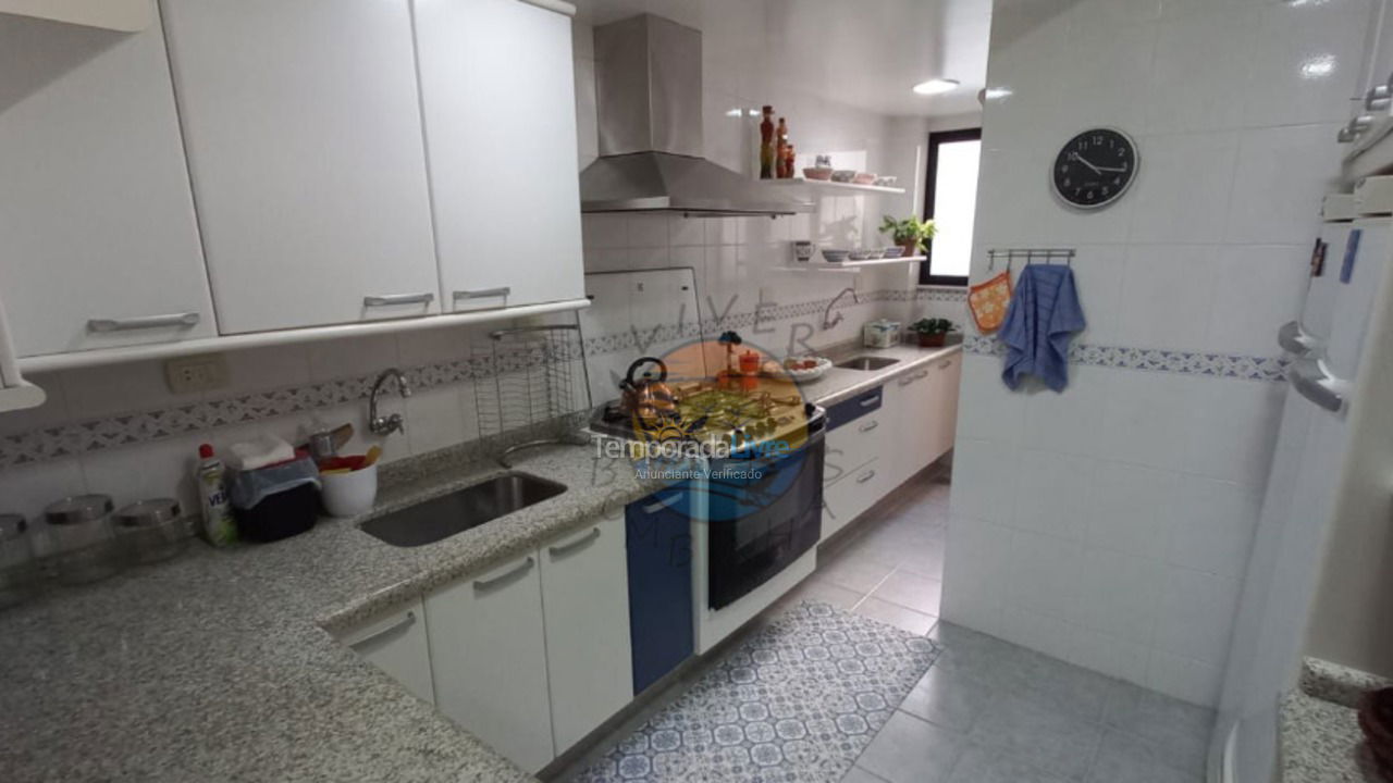 Apartamento para alquiler de vacaciones em Bombinhas (Praia de Bombas)