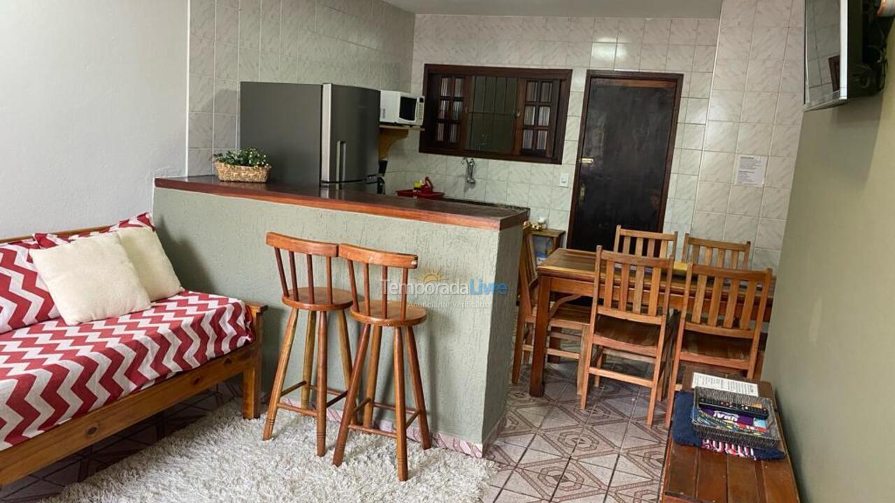 Casa para aluguel de temporada em Ubatuba (Itaguá)