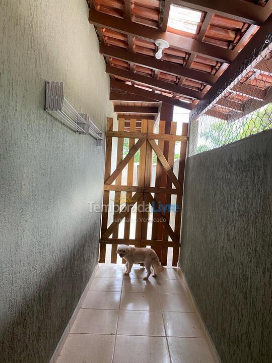 Casa para aluguel de temporada em Ubatuba (Itaguá)