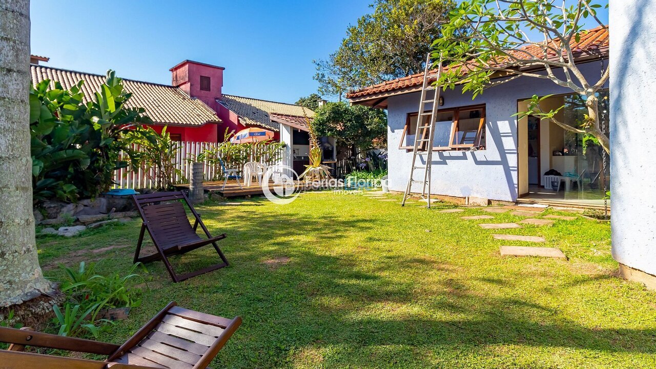 Casa para aluguel de temporada em Florianópolis (Rio Tavares)