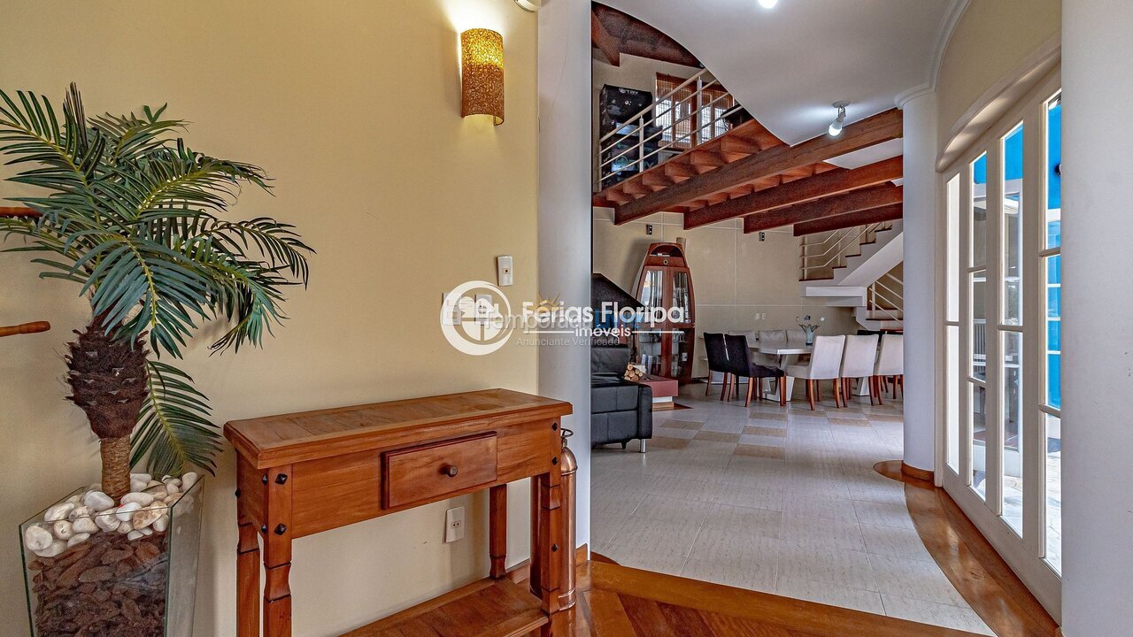 House for vacation rental in Florianópolis (Rio Tavares)