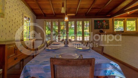 Spacious House Gourmet Area, Swimming Pool, Football Field and Large Garden