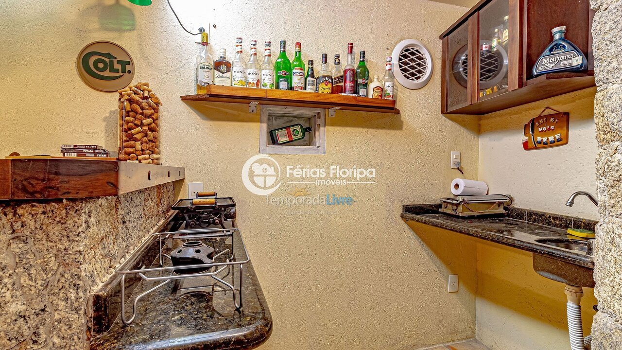 House for vacation rental in Florianópolis (Rio Tavares)