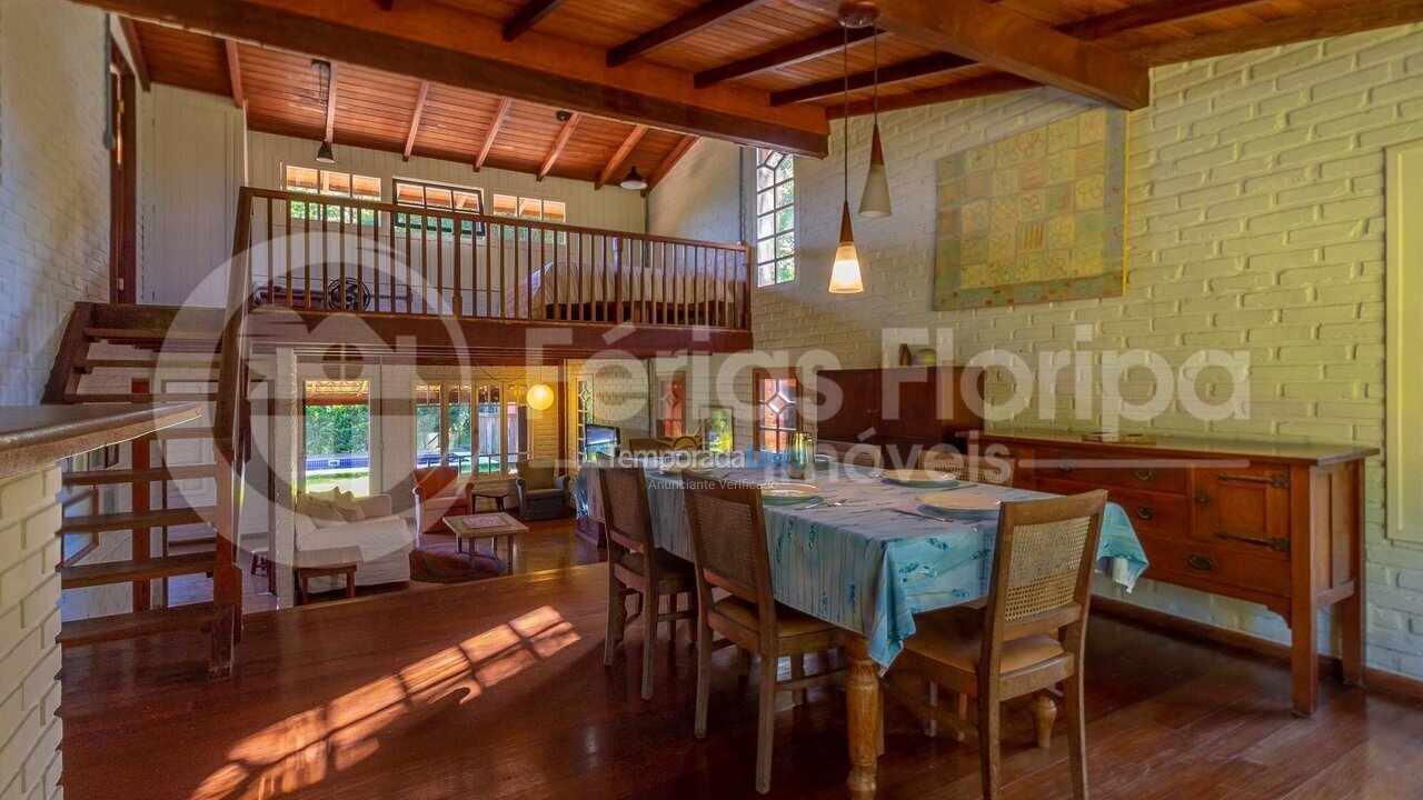 Casa para aluguel de temporada em Florianopolis (Lagoa da Conceição)