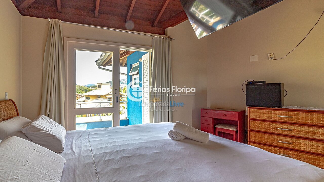 House for vacation rental in Florianópolis (Rio Tavares)