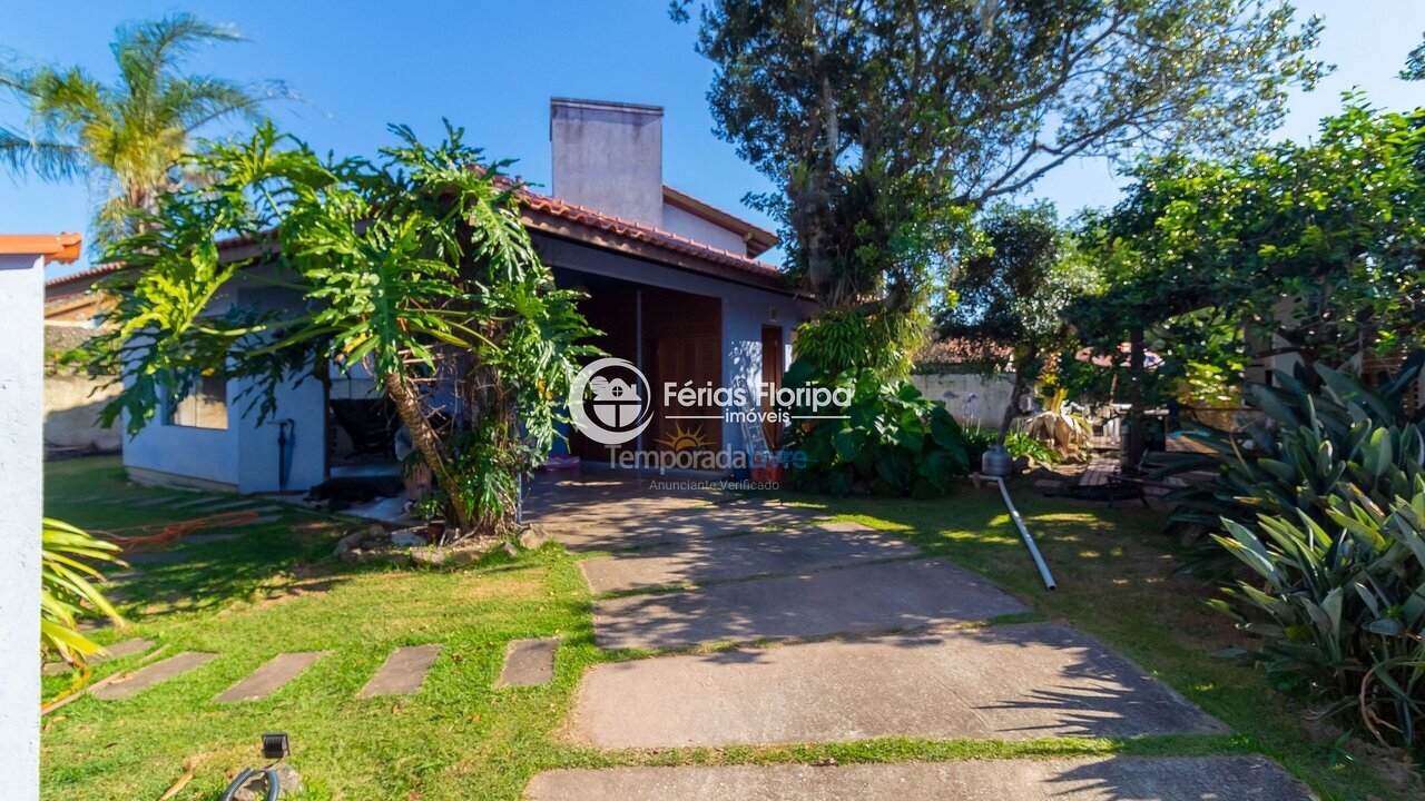 Casa para aluguel de temporada em Florianópolis (Rio Tavares)