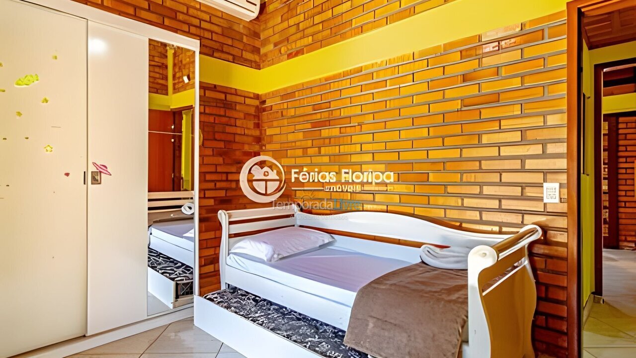 House for vacation rental in Florianópolis (Acores)