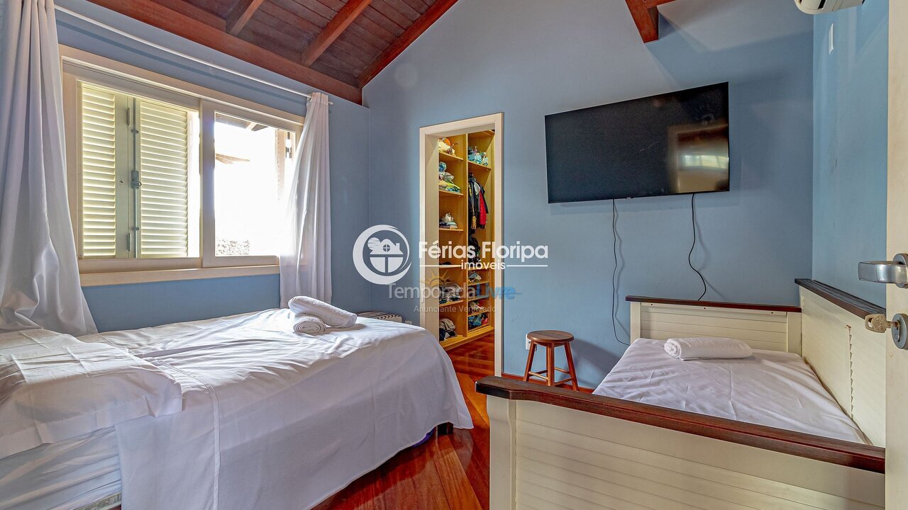 House for vacation rental in Florianópolis (Rio Tavares)