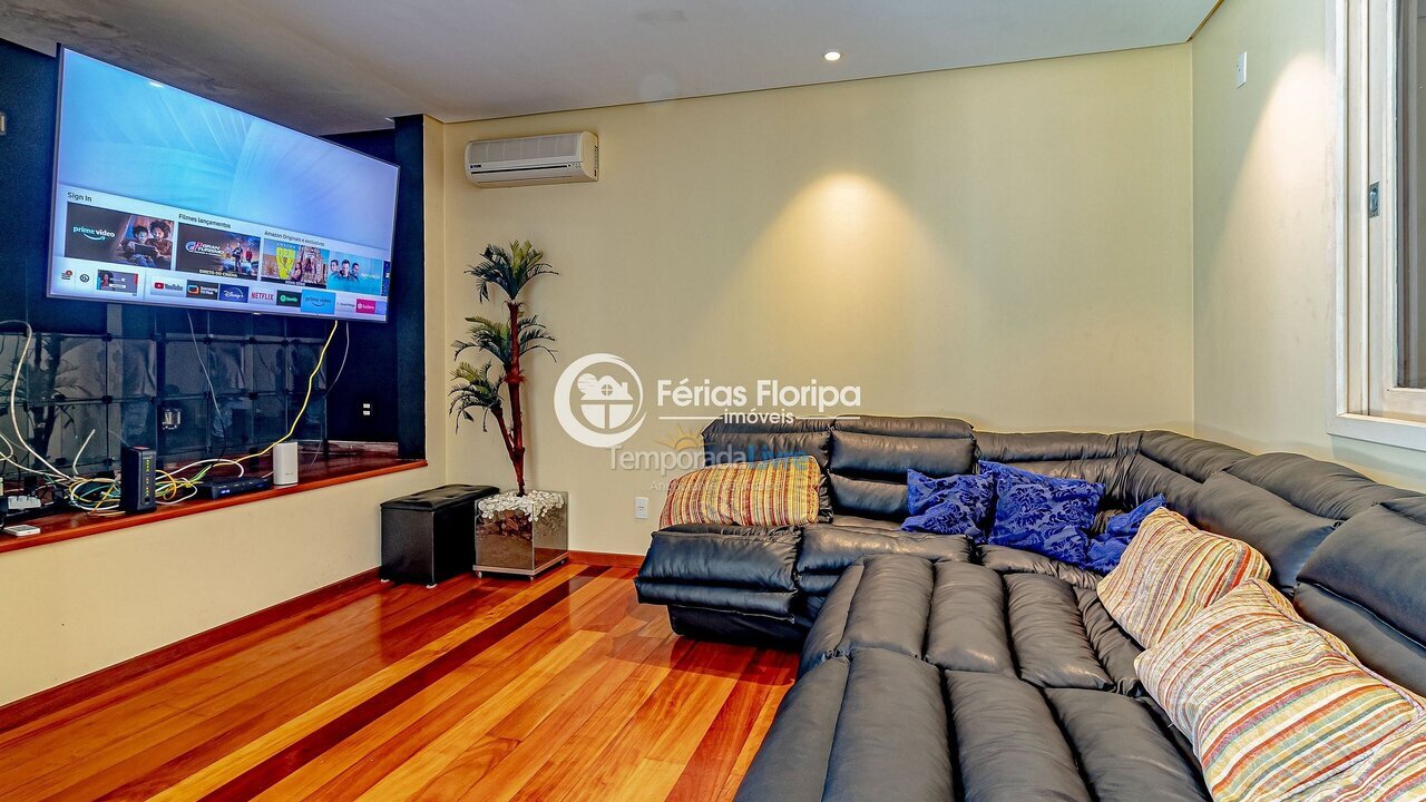 House for vacation rental in Florianópolis (Rio Tavares)