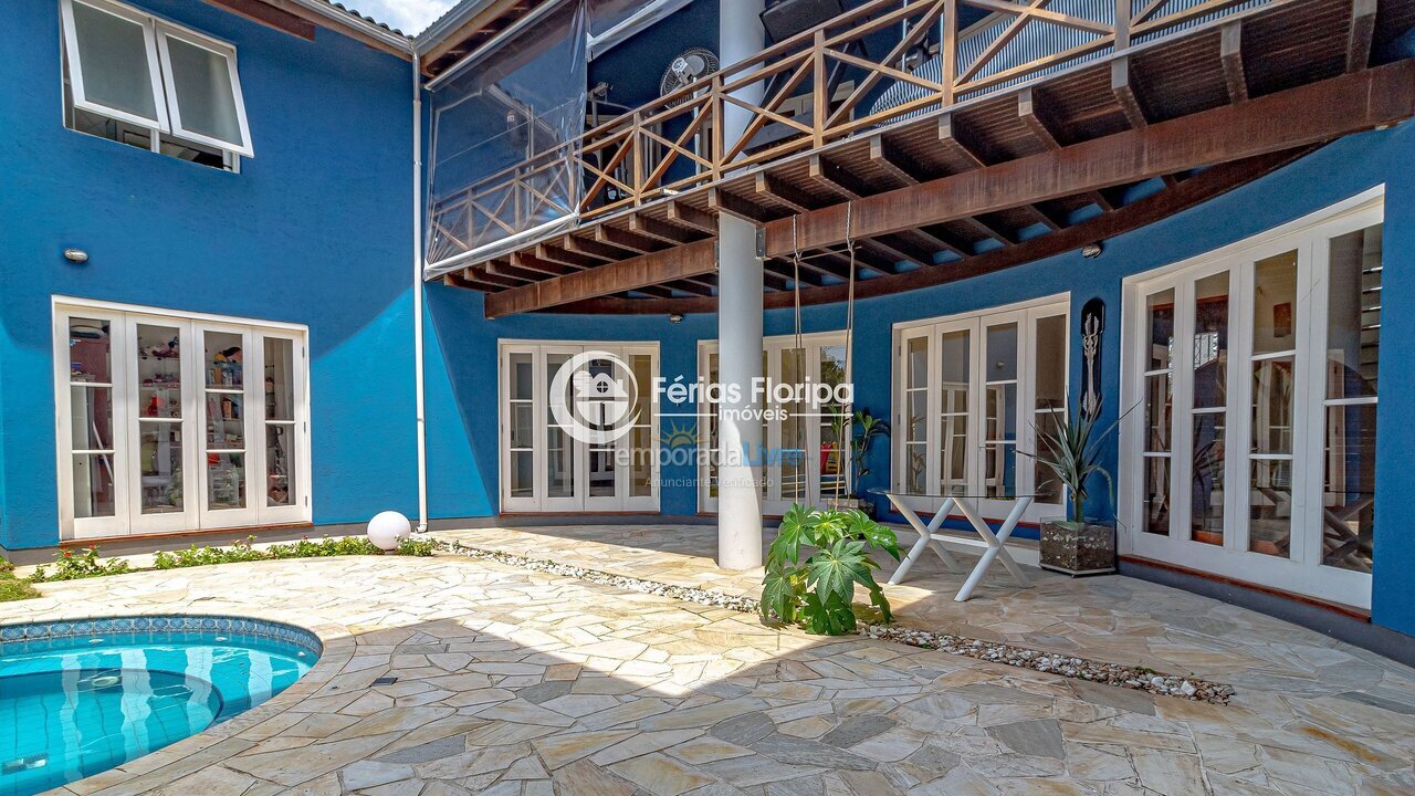 House for vacation rental in Florianópolis (Rio Tavares)