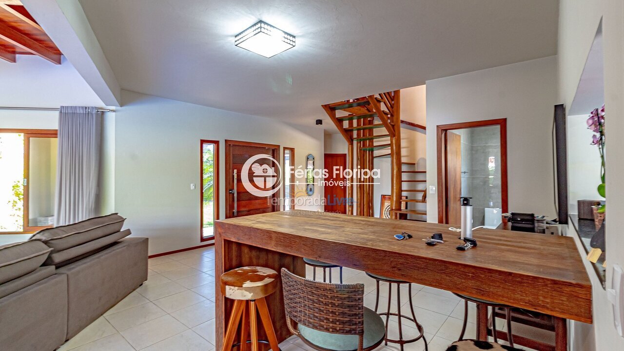 House for vacation rental in Florianopolis (Campeche)