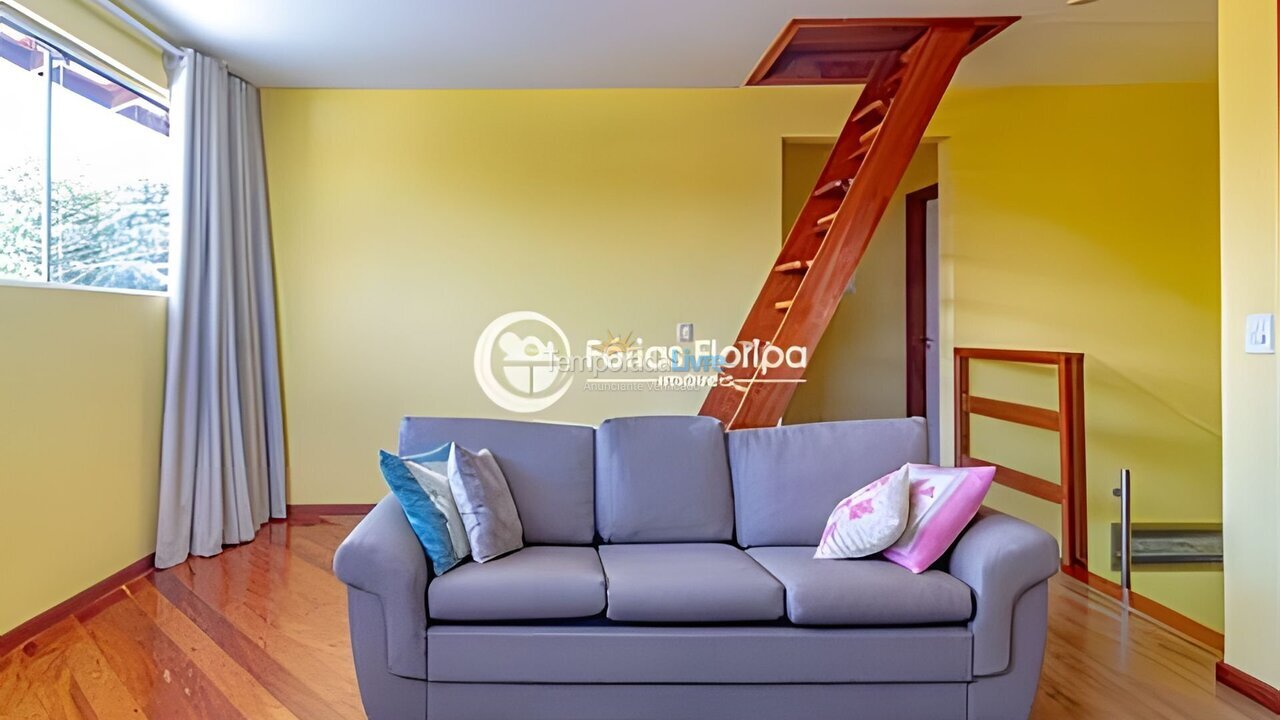 Casa para aluguel de temporada em Florianopolis (Campeche)