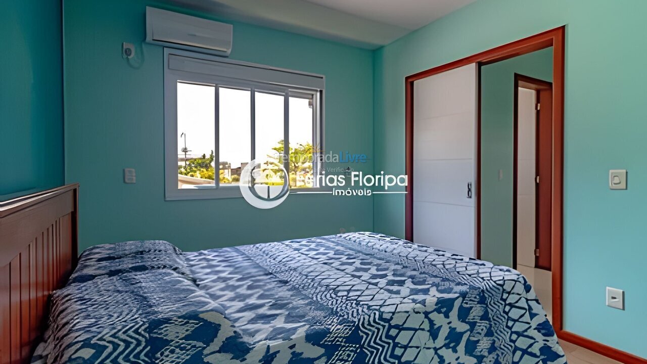 Casa para aluguel de temporada em Florianopolis (Campeche)