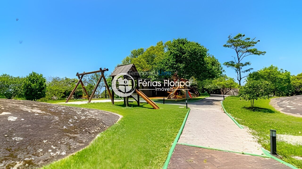 Casa para aluguel de temporada em Florianopolis (Campeche)