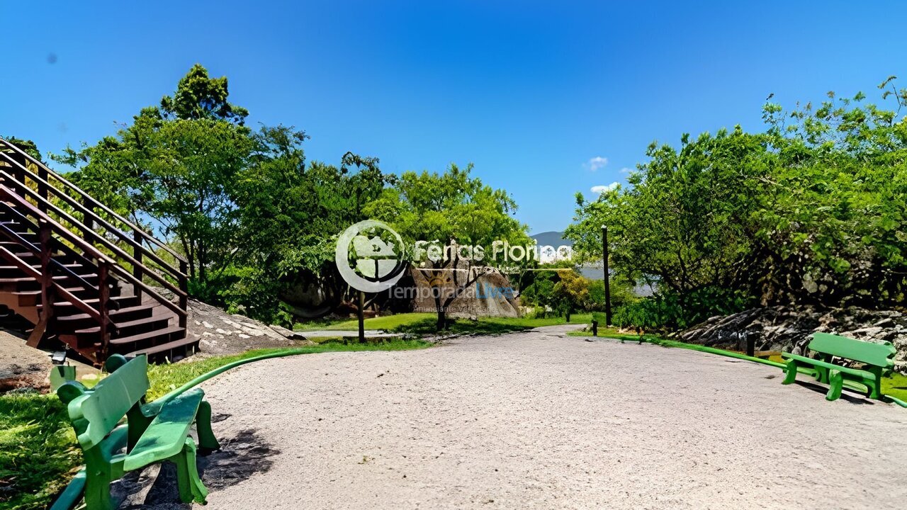 Casa para aluguel de temporada em Florianopolis (Campeche)