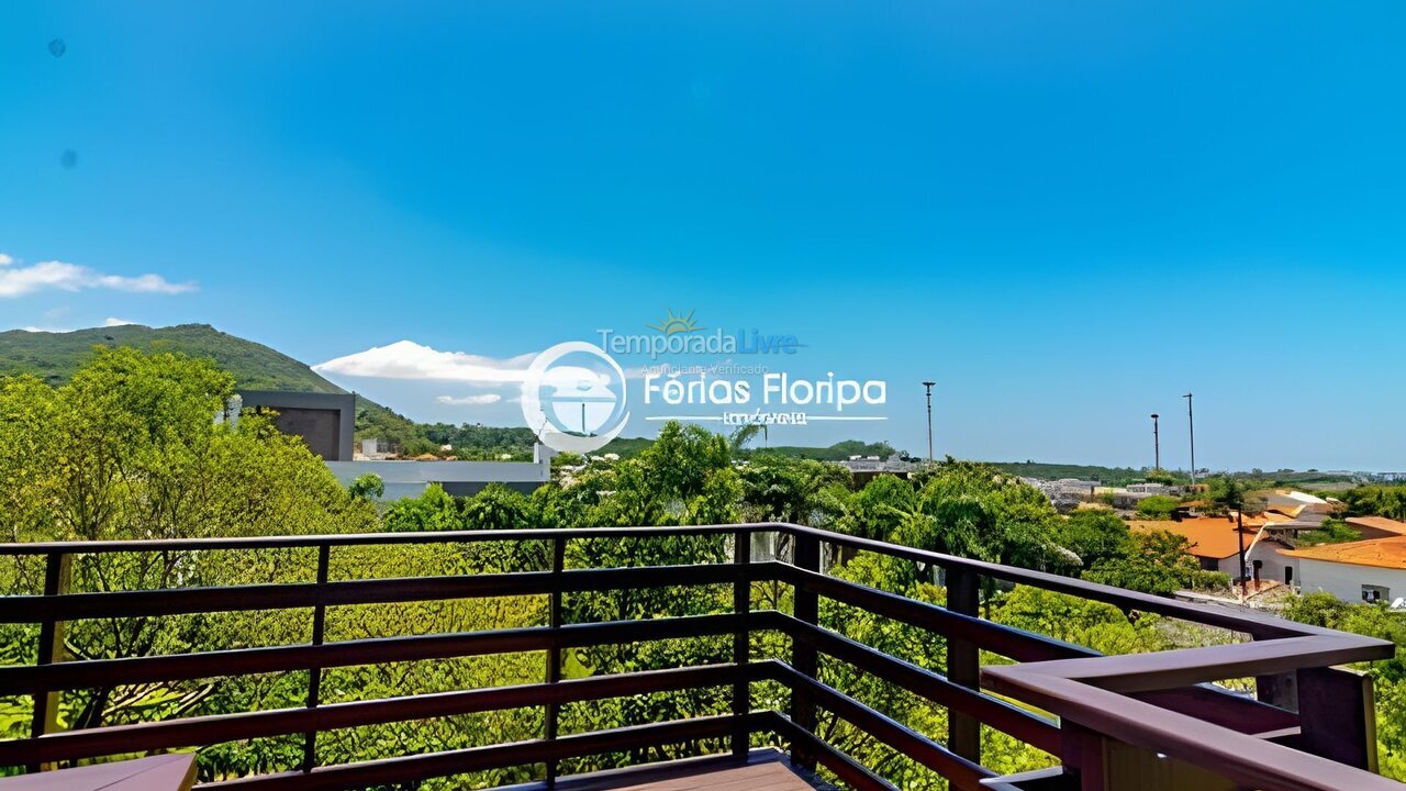 Casa para aluguel de temporada em Florianopolis (Campeche)