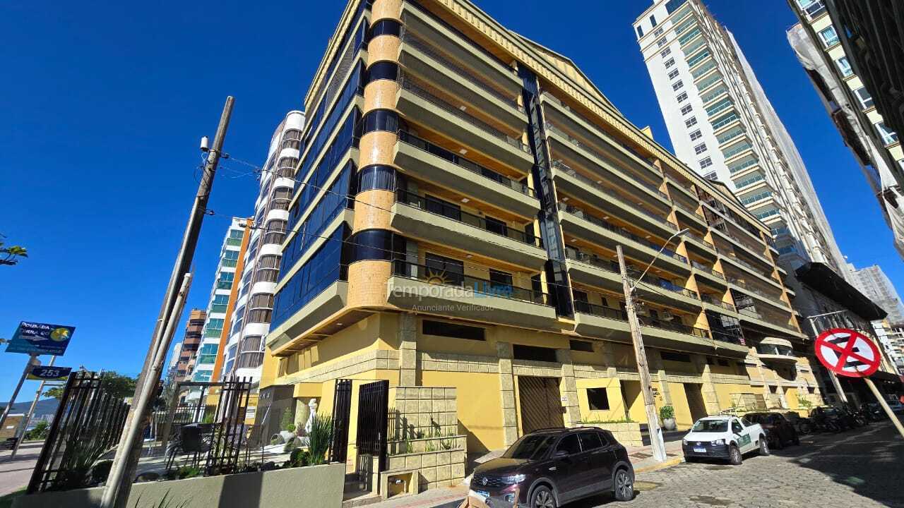 Apartamento para aluguel de temporada em Itapema (Meia Praia)