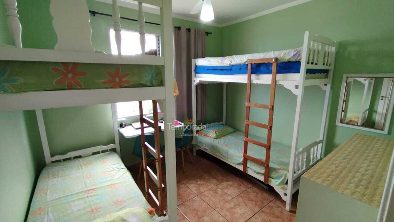 Apartamento para aluguel de temporada em Praia Grande (Ocian)