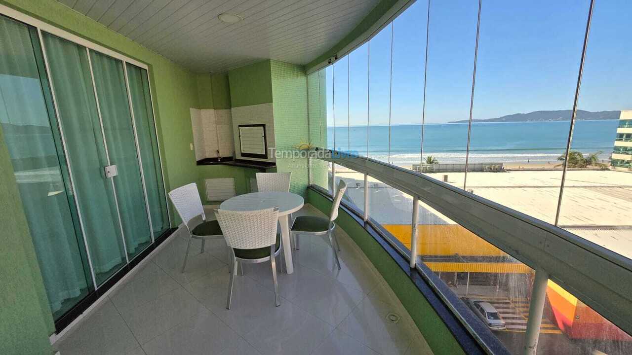 Apartamento para aluguel de temporada em Itapema (Meia Praia)