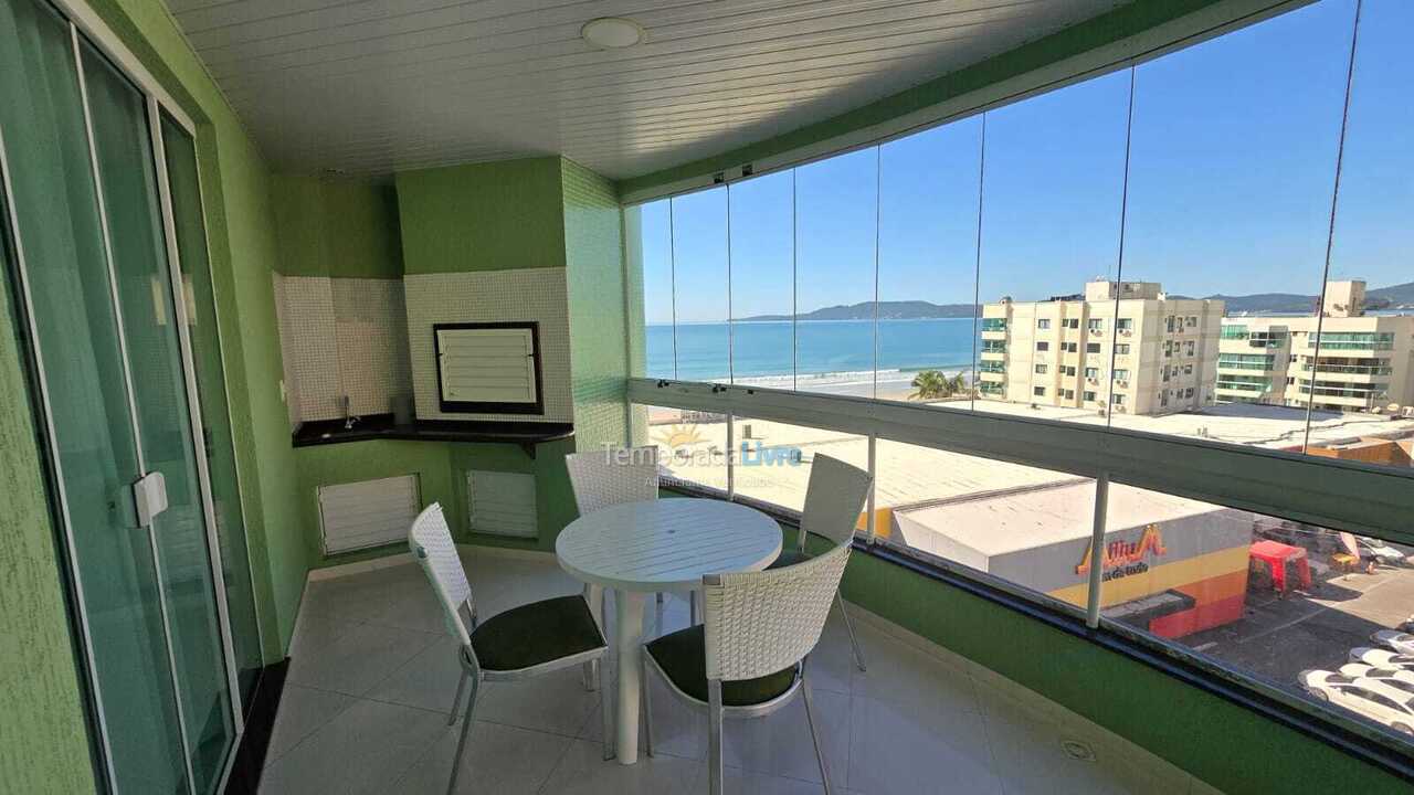 Apartamento para aluguel de temporada em Itapema (Meia Praia)