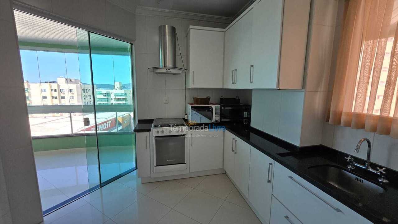 Apartment for vacation rental in Itapema (Meia Praia)