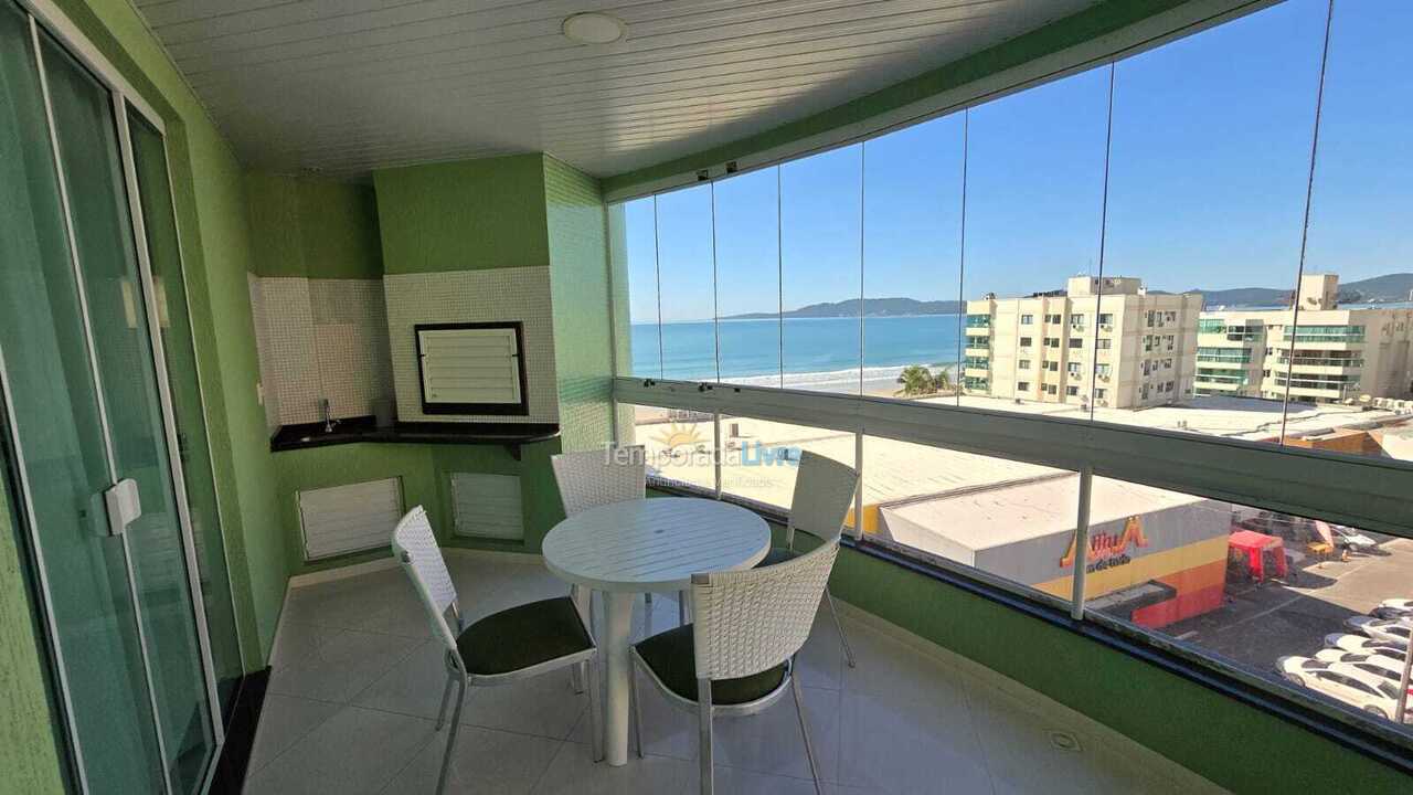 Apartamento para aluguel de temporada em Itapema (Meia Praia)