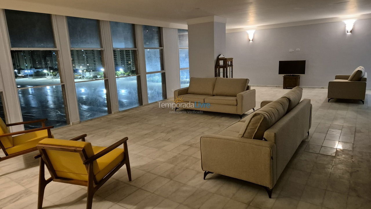 Apartamento para aluguel de temporada em Guarujá (Pitangueiras)