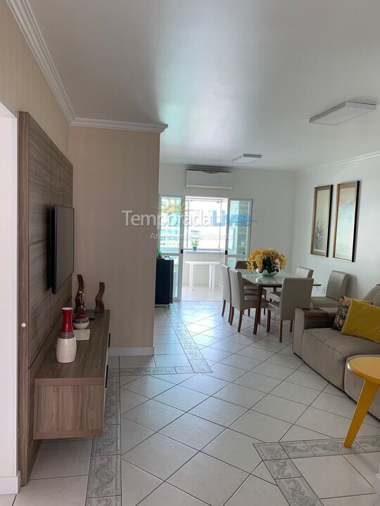 Apartamento para aluguel de temporada em Itapema (Meia Praia)