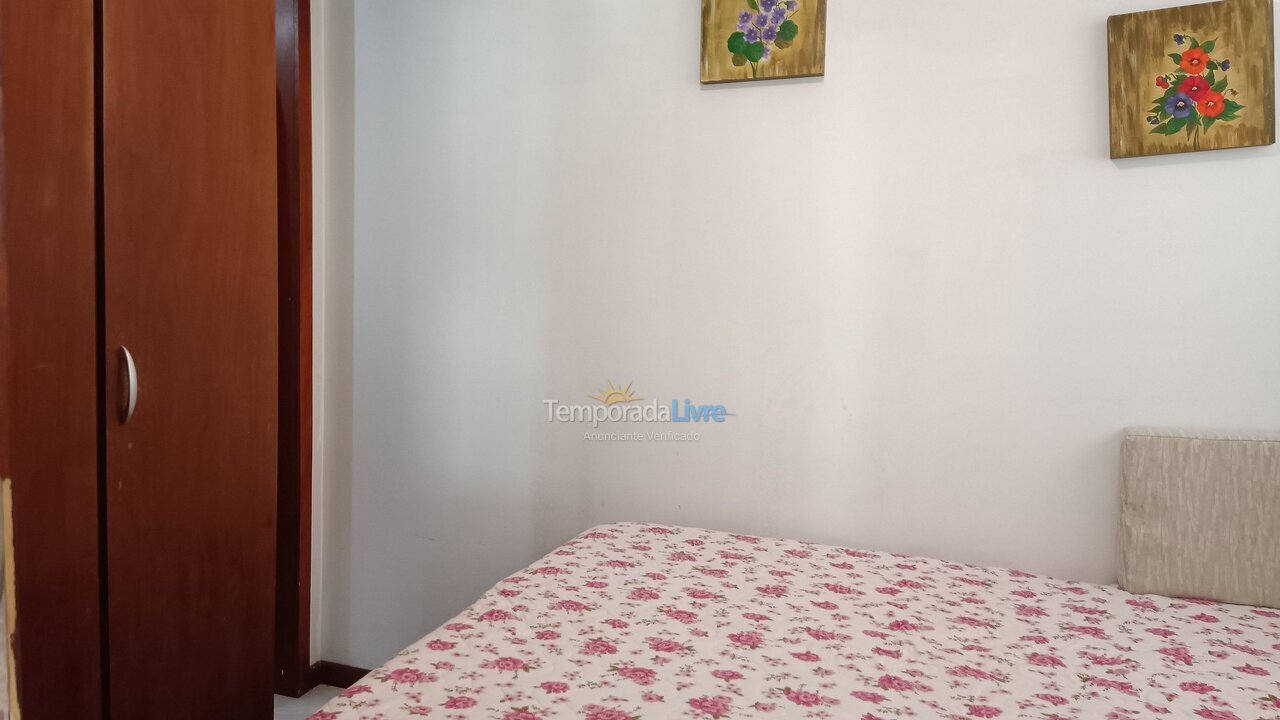 Apartamento para aluguel de temporada em Itapema (Meia Praia)