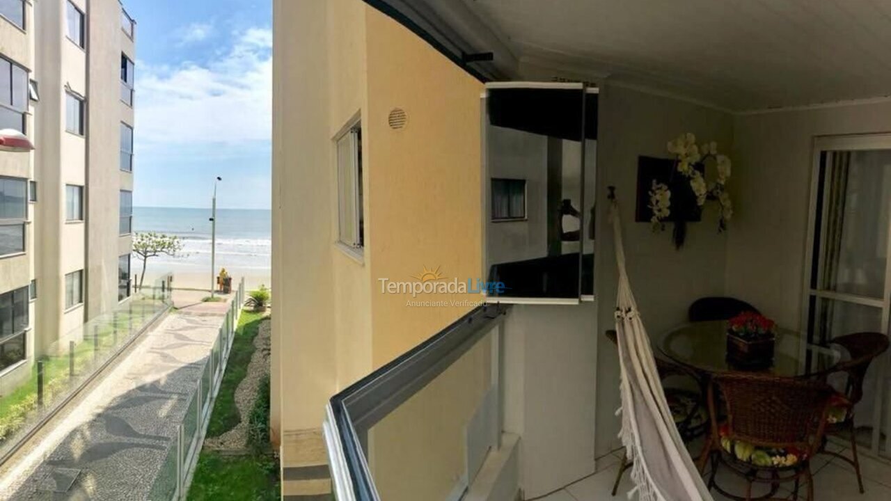 Apartamento para aluguel de temporada em Itapema (Meia Praia)