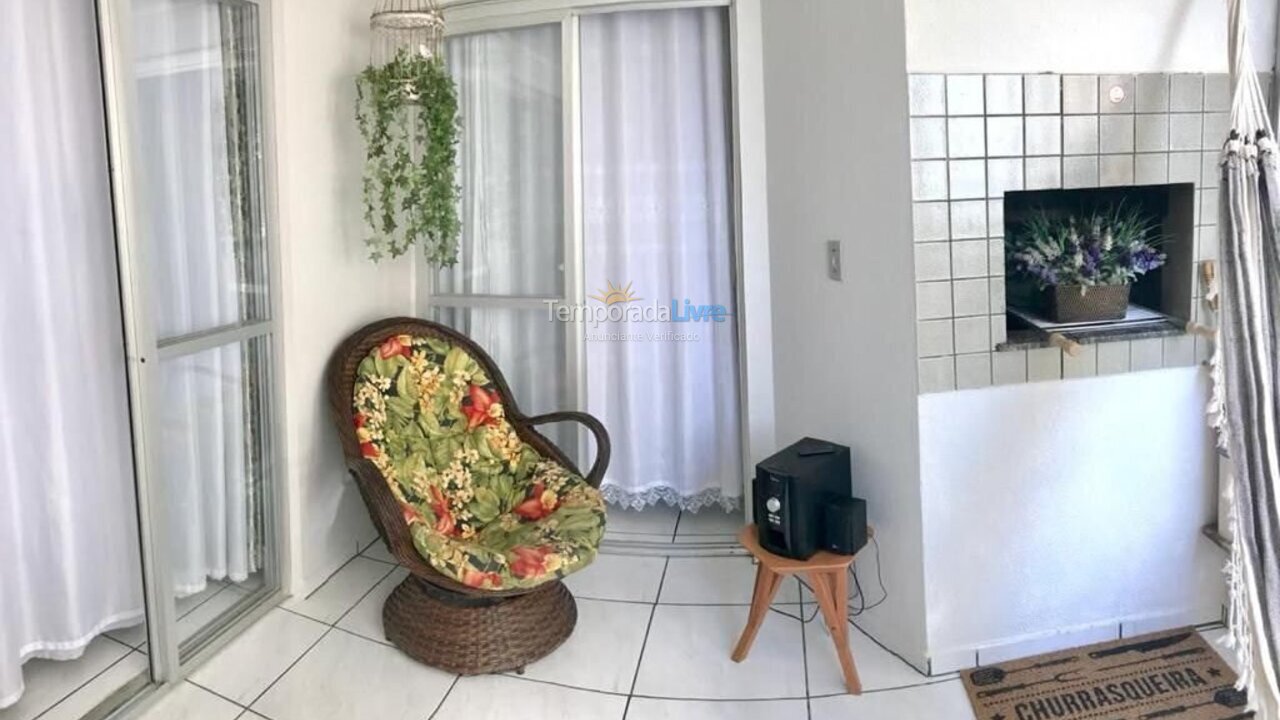 Apartamento para aluguel de temporada em Itapema (Meia Praia)