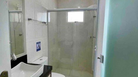 APARTAMENTO 2 QUARTOS COM PISCINA