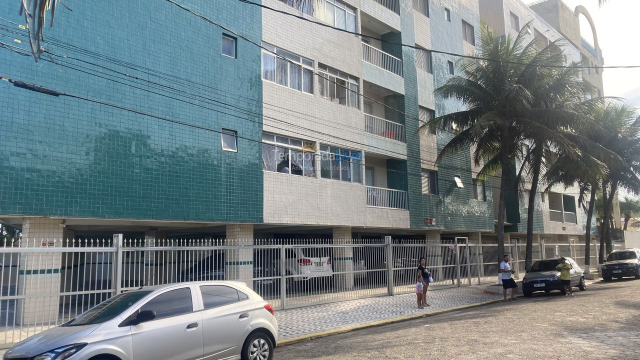 Casa para aluguel de temporada em Praia Grande (Praia do Caiçara)