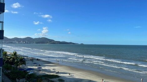 Frente Mar Meia Praia para 10 pessoas