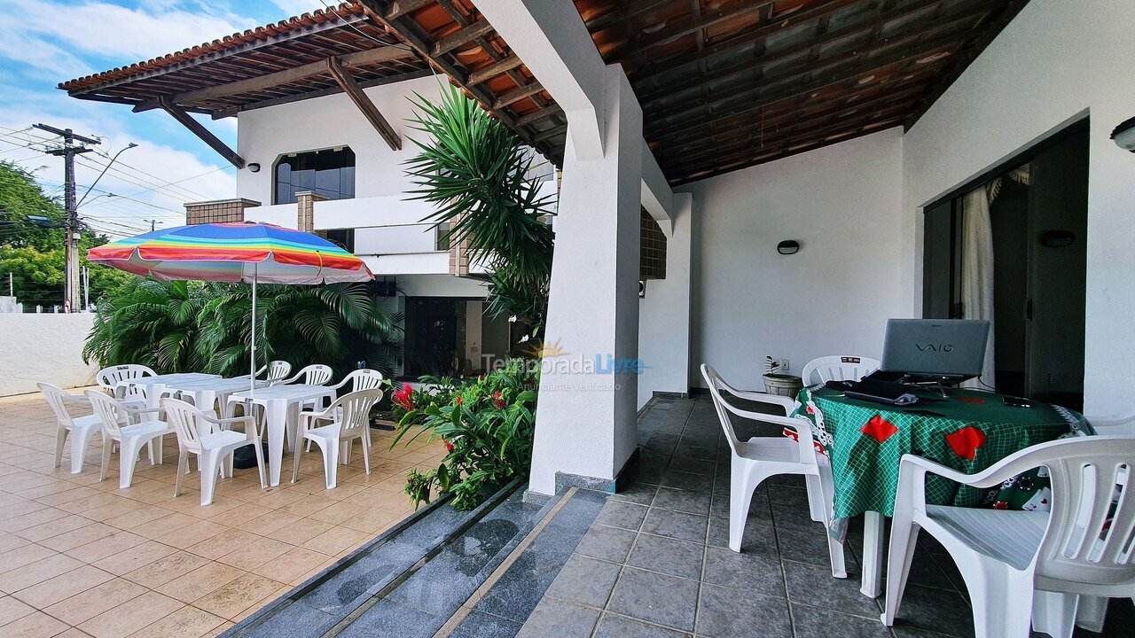 Casa para aluguel de temporada em Aracaju (Farolândia)