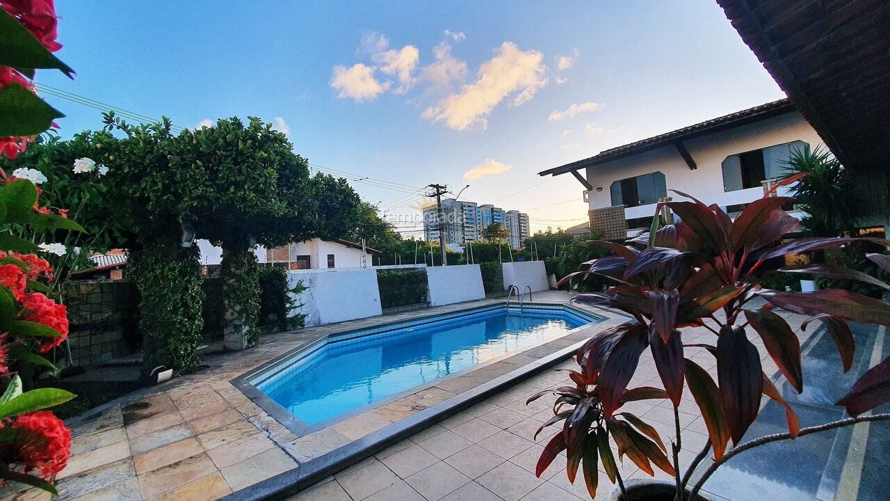 Casa para aluguel de temporada em Aracaju (Farolândia)