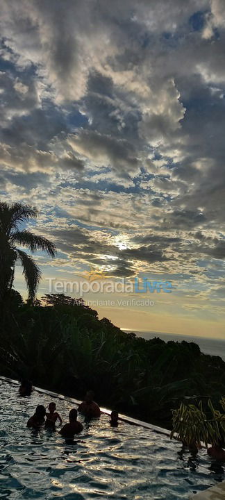 Casa para aluguel de temporada em Ilhabela (Veloso)