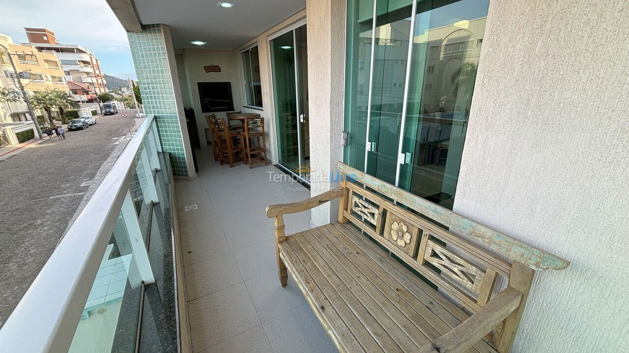 Apartment for vacation rental in Bombinhas (Praia de Bombas)