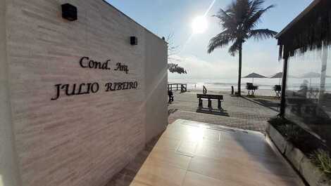 PRECIOSO PISO EN QUADRA DO MAR