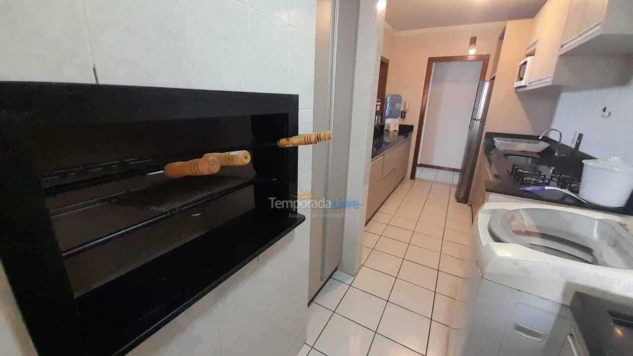 Apartamento para aluguel de temporada em Itapema (Meia Praia)