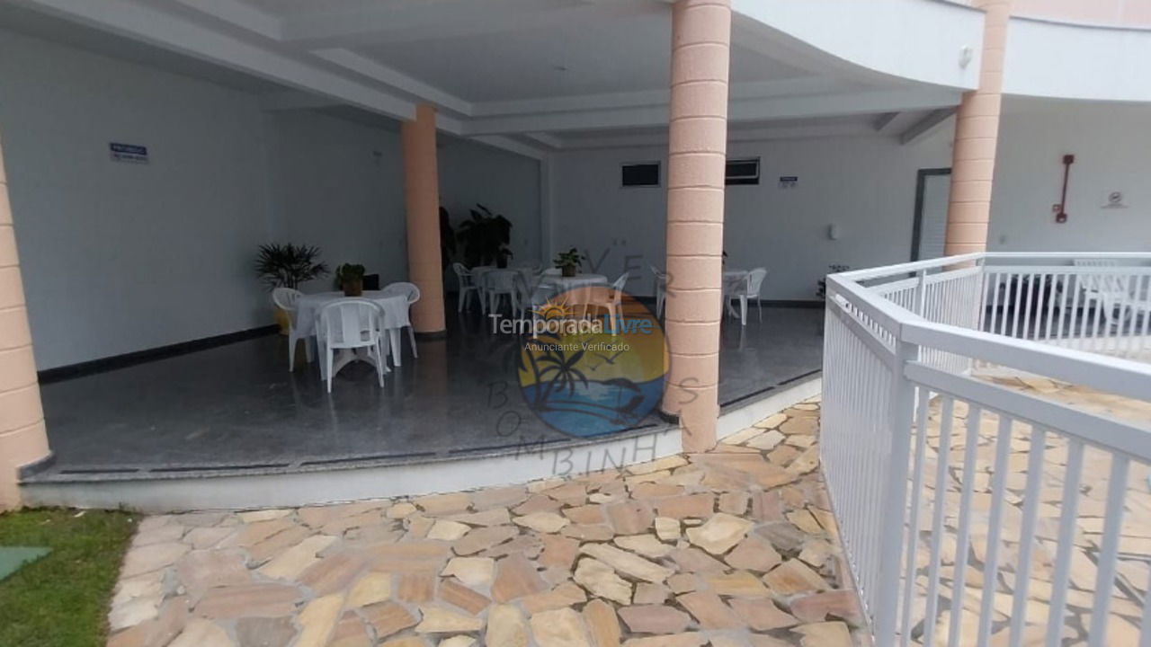 Apartamento para aluguel de temporada em Bombinhas (Praia de Bombas)