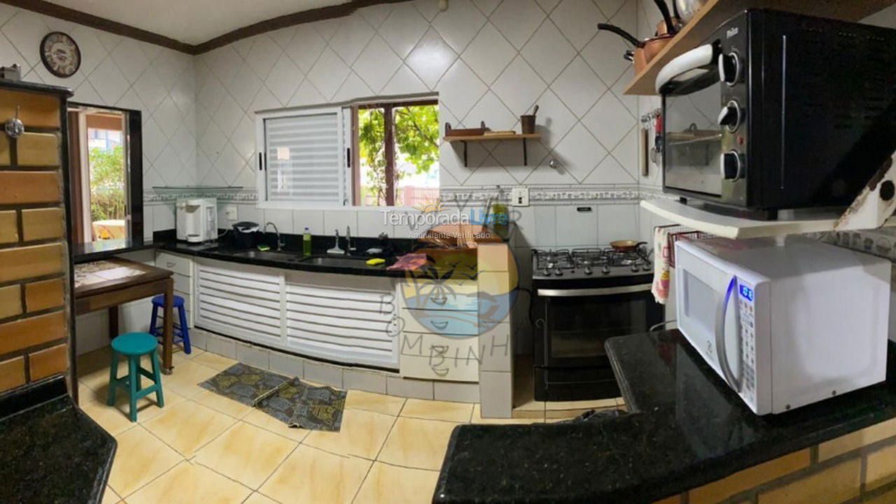 House for vacation rental in Bombinhas (Praia de Bombas)