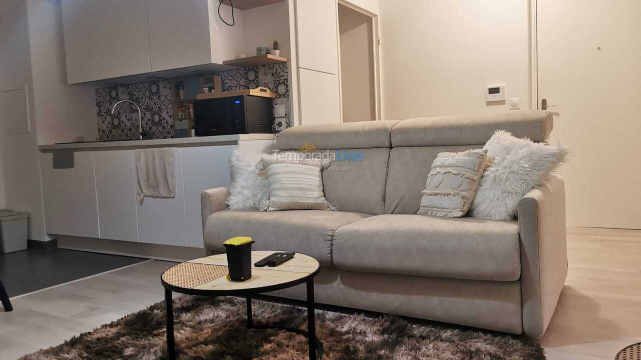 Apartamento para aluguel de temporada em Albitreccia (A)