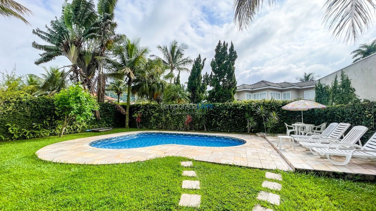 Casa para aluguel de temporada em Guarujá (Praia do Pernambuco)