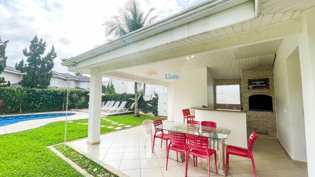 Casa para aluguel de temporada em Guarujá (Praia do Pernambuco)