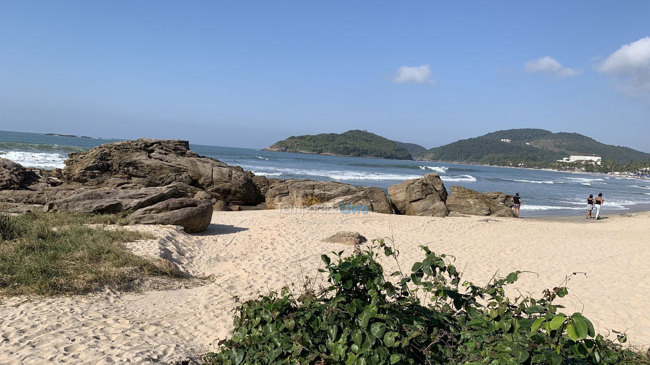 Casa para aluguel de temporada em Guarujá (Praia do Pernambuco)