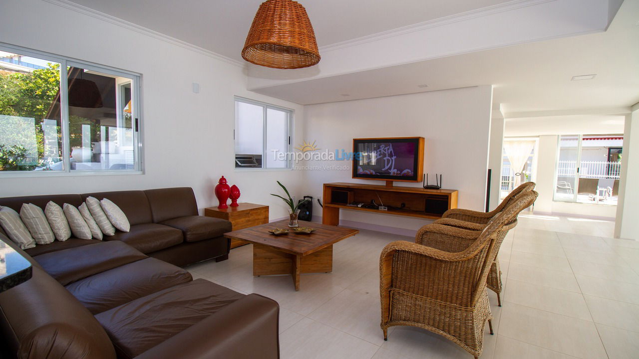 House for vacation rental in Bombinhas (Praia de Bombinhas)