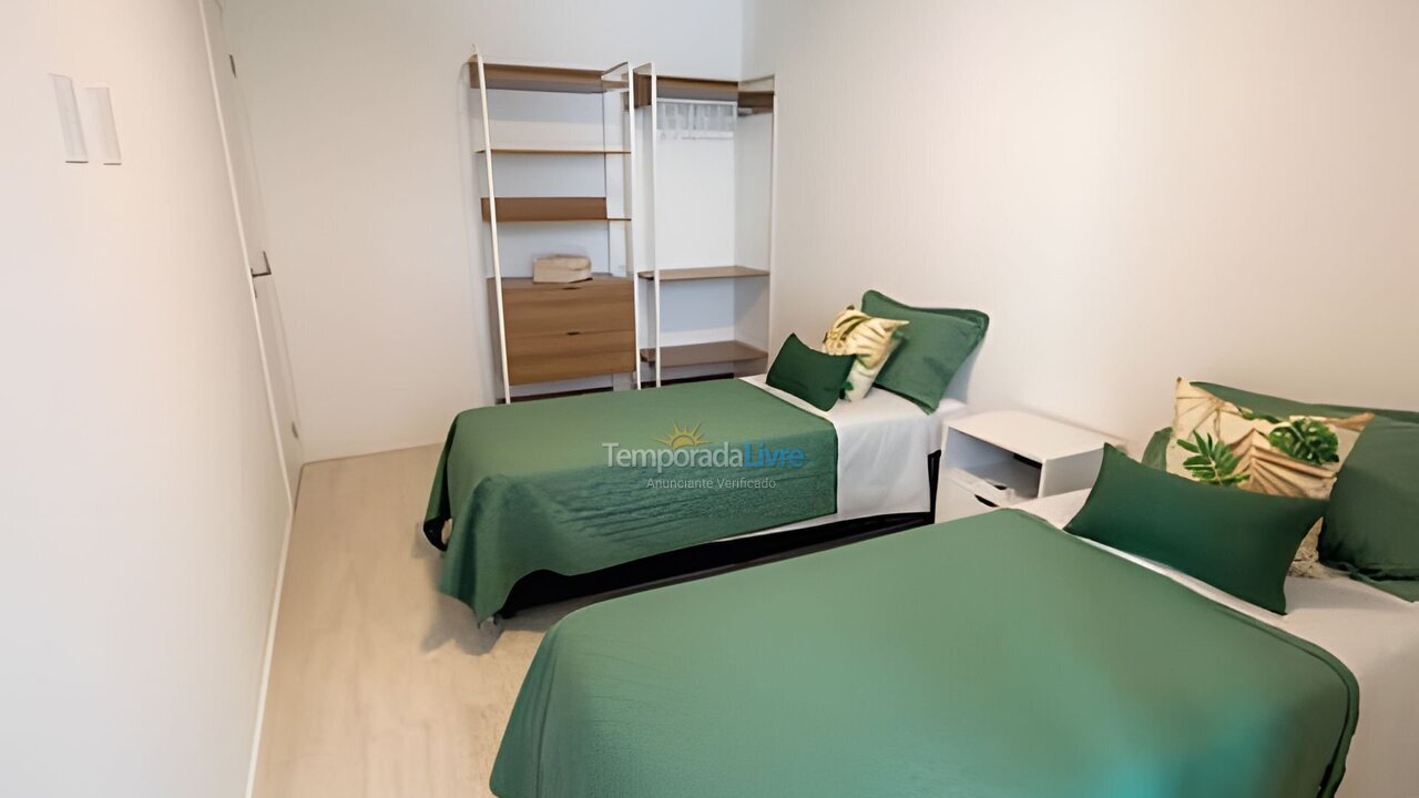 Apartamento para aluguel de temporada em Arraial do Cabo (Praia dos Anjos)