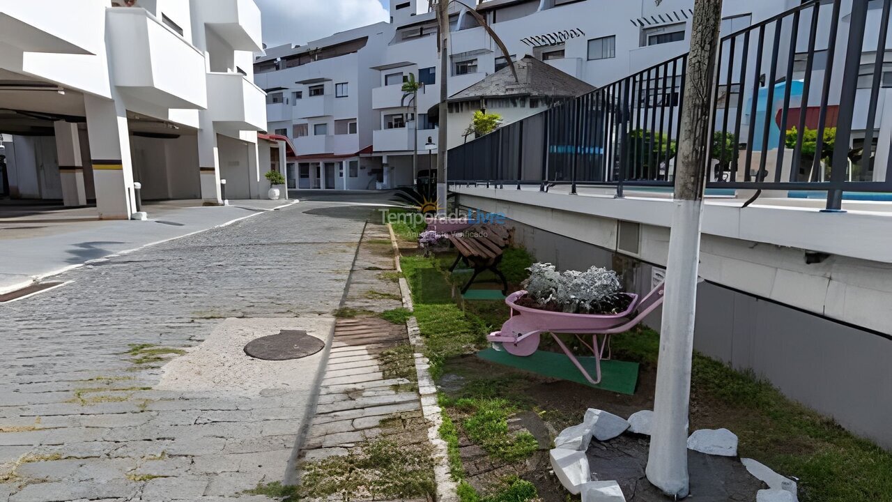 Apartamento para aluguel de temporada em Arraial do Cabo (Praia Grande)